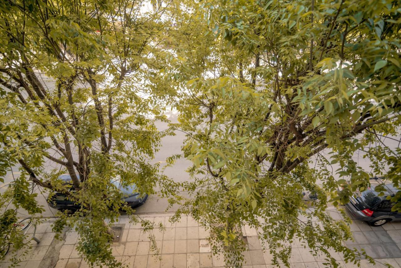 Aphrodite'S Apartment On Agia Sofia Midas Home Tessalónica Exterior foto
